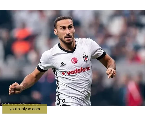 贝西克塔斯定位球表现持续提升，引发对其战术变化的关注。