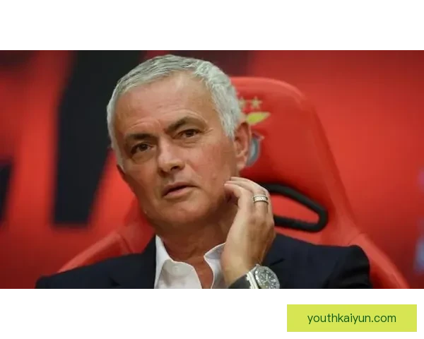 穆里尼奥执教生涯回顾：英超时期战术风格与战绩分析